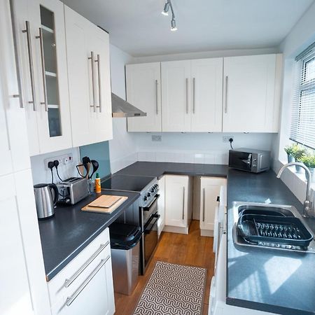 Comfortable House In Nuneaton Sleeps5 Free Parking Good Amenites 外观 照片