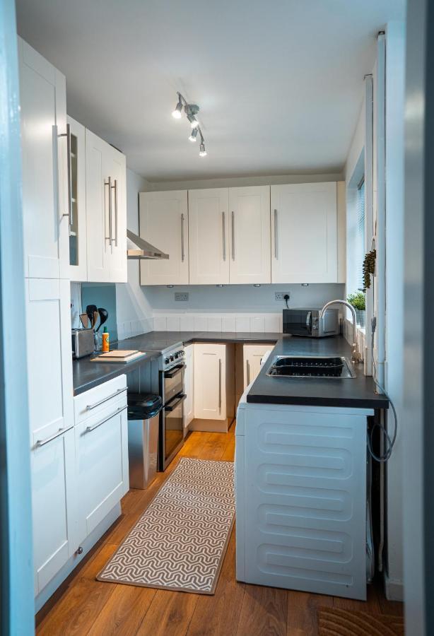 Comfortable House In Nuneaton Sleeps5 Free Parking Good Amenites 外观 照片