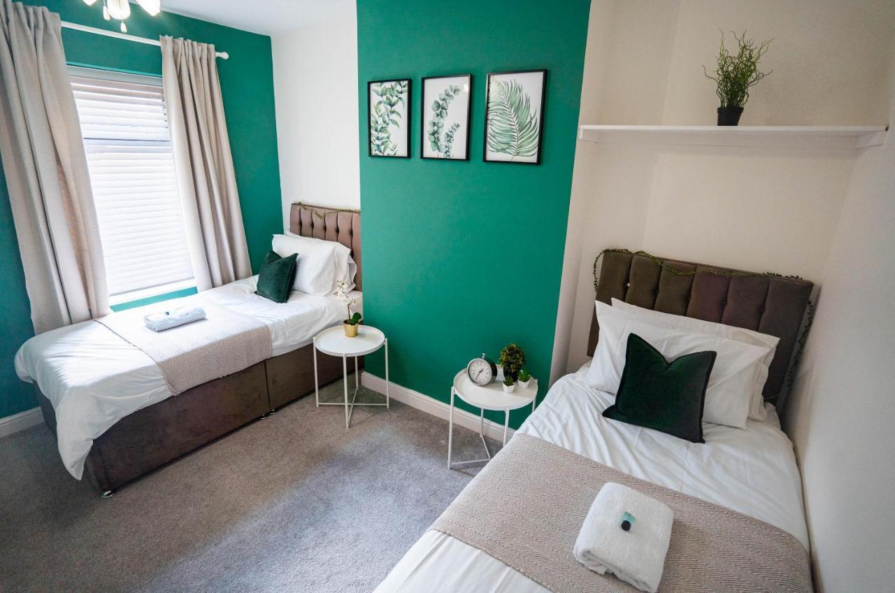 Comfortable House In Nuneaton Sleeps5 Free Parking Good Amenites 外观 照片