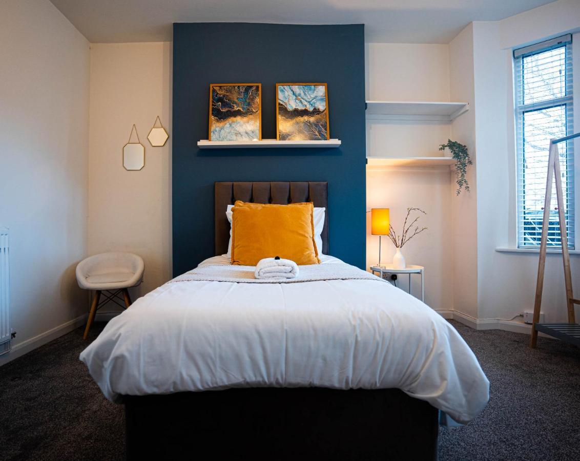 Comfortable House In Nuneaton Sleeps5 Free Parking Good Amenites 外观 照片